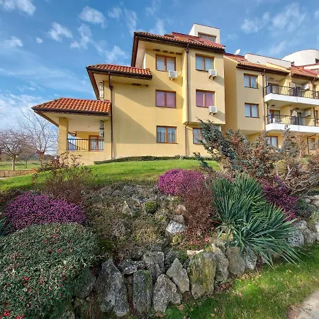 Oasis Kamchia Апартаменты *