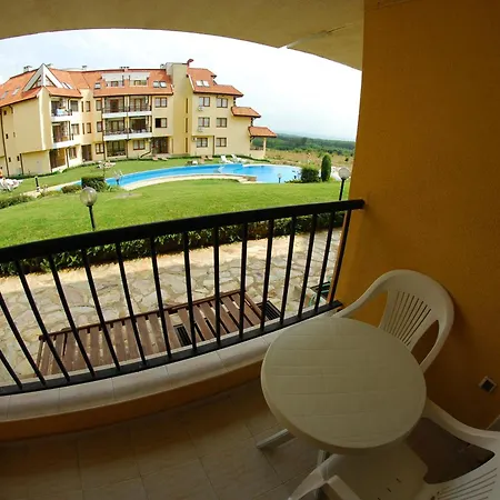 Oasis Kamchia Apartament *