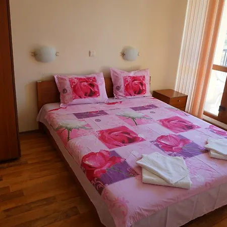 Apartment Oasis Kamchia *